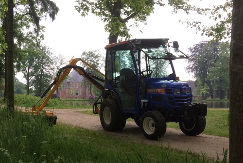 Armklepel maaier Thijs minitractorwerken