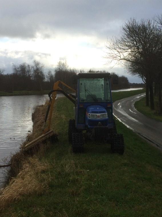 Talud klepelen op kwetsbaar dijkje