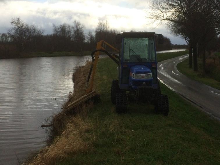 Talud klepelen op kwetsbaar dijkje